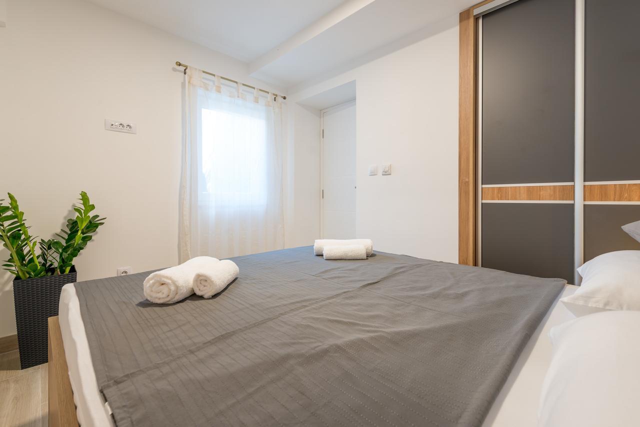 Apartment Hektor Ragusa Esterno foto